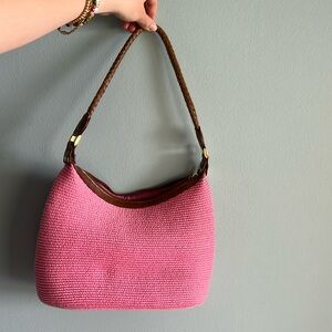 Pink woven bag